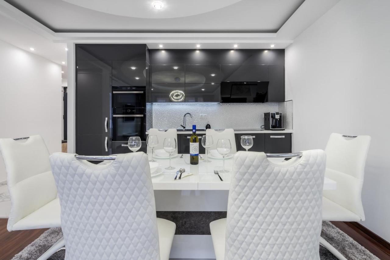 Kiraly 44 Luxury Apartment With Free Parking Budapeste Exterior foto